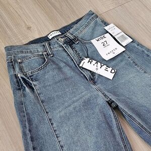 FRAYED Women's NWT Wide Leg Jeans